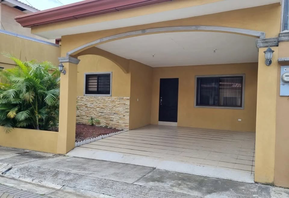 Casa en venta en San Pablo de Heredia, Heredia